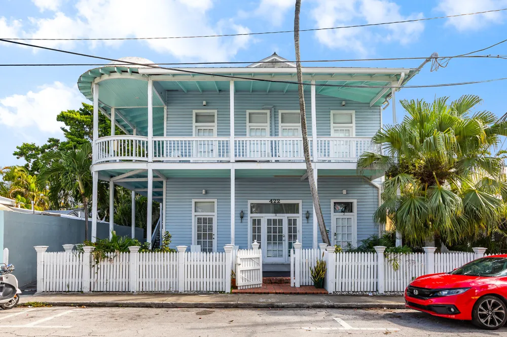 422 Amelia Street #L6