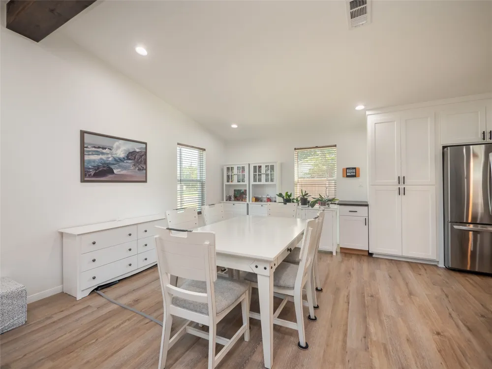 614 W 3rd Street McGregor, TX 76657