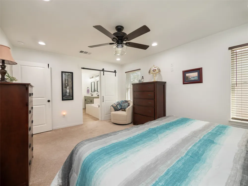 614 W 3rd Street McGregor, TX 76657