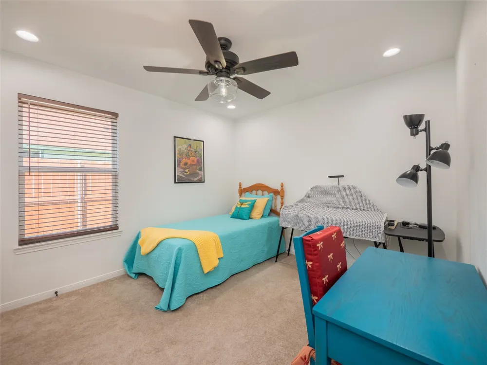 614 W 3rd Street McGregor, TX 76657