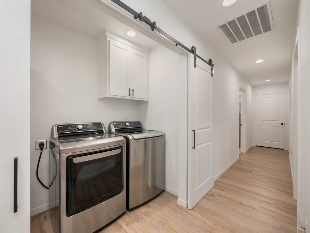 614 W 3rd Street McGregor, TX 76657