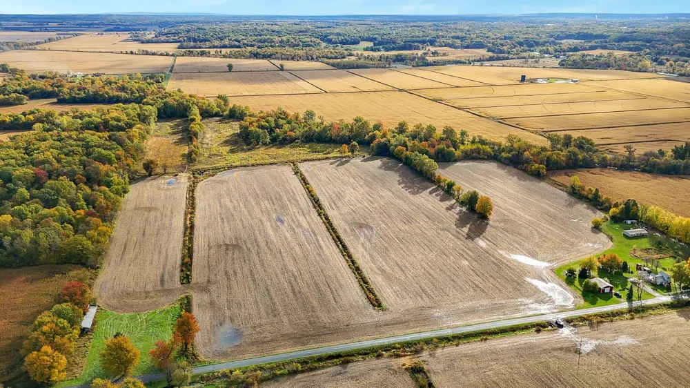 Twin Lakes Road Decatur, MI 49045