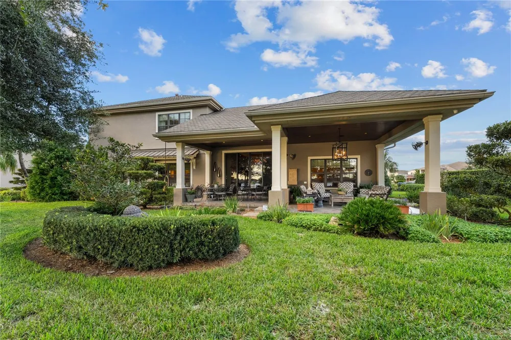 414 MEANDERING WAY Polk City, FL 33868