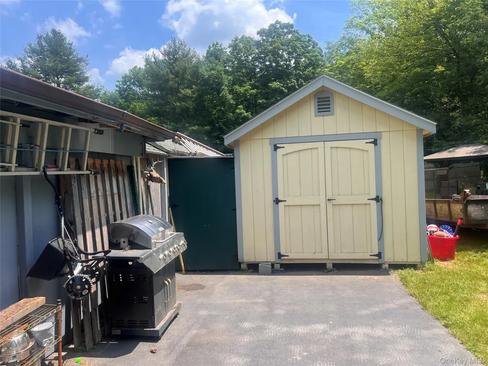 279 Cold Spring Road Monticello, NY 12701