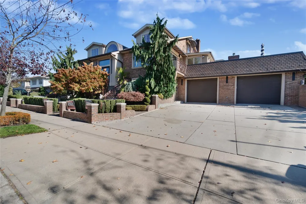 164-47 86 STREET Howard Beach, NY 11414