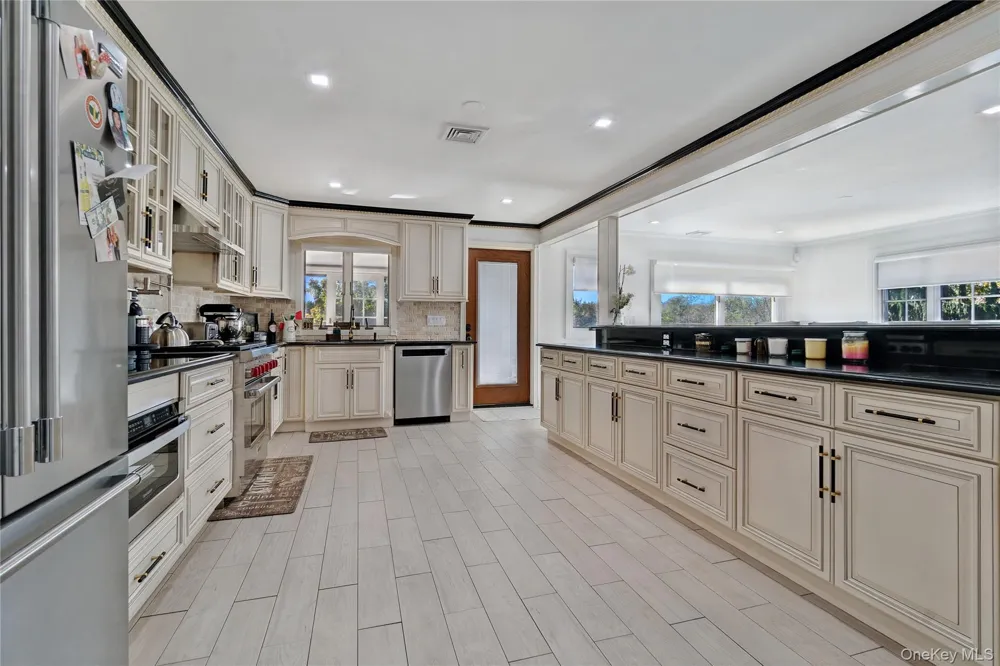 164-47 86 STREET Howard Beach, NY 11414
