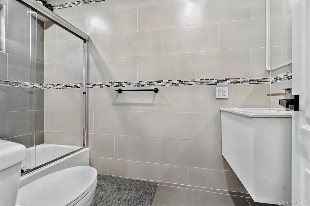 164-47 86 STREET Howard Beach, NY 11414