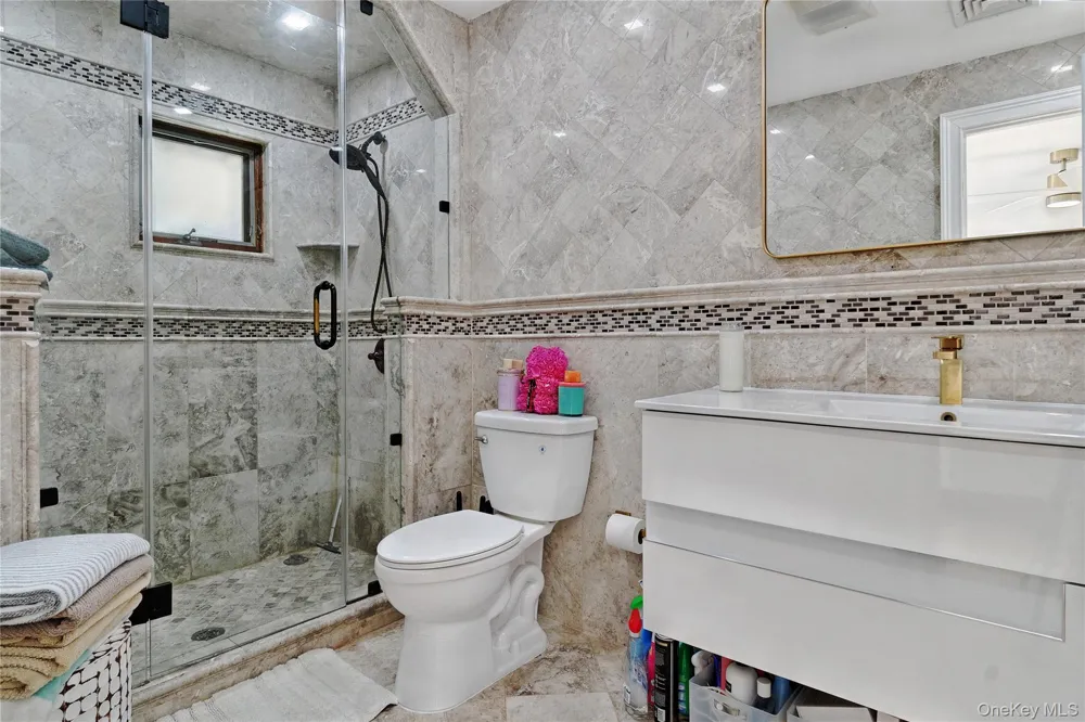 164-47 86 STREET Howard Beach, NY 11414