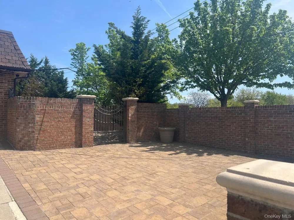 164-47 86 STREET Howard Beach, NY 11414