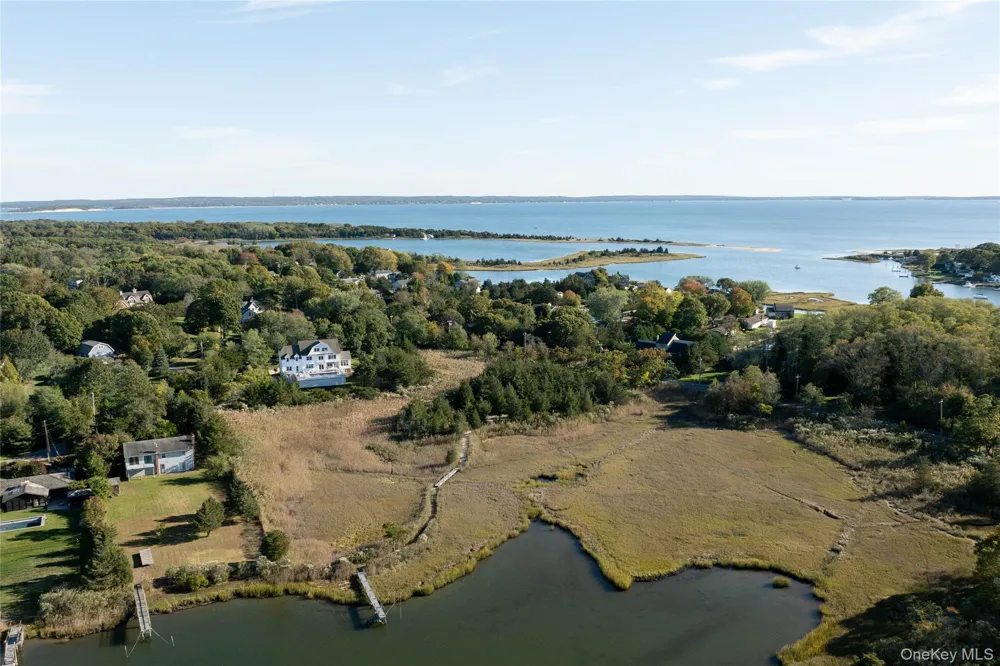 105 Waterview Drive Southold, NY 11971