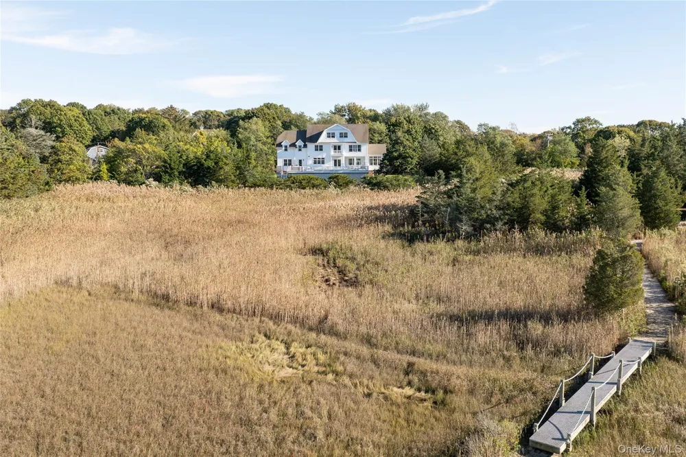 105 Waterview Drive Southold, NY 11971
