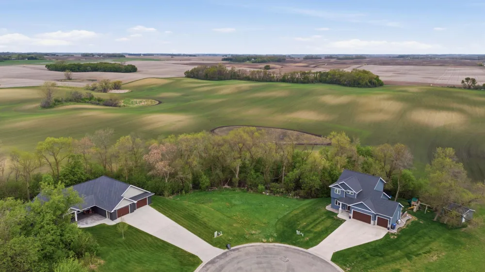 552 Leonard Street Hawley, MN 56549