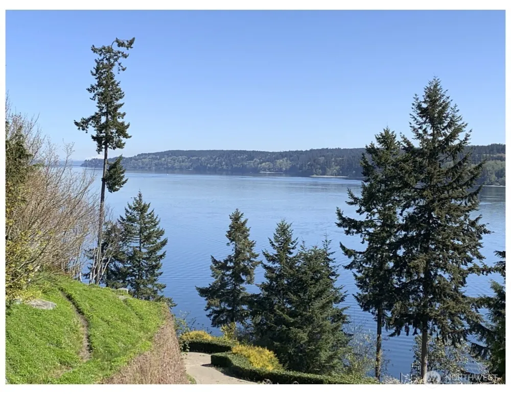 611 135th Street NW Gig Harbor, WA 98332