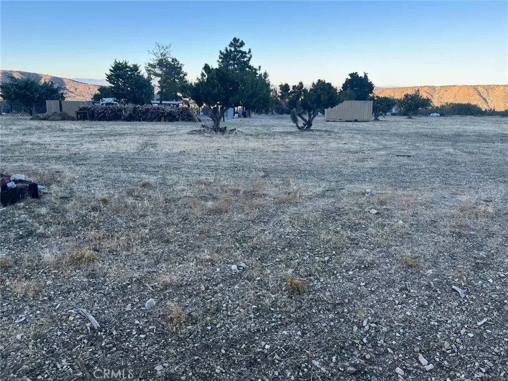 Vac/Longview Rd/Vic Murphys Road Juniper Hills, CA 93543