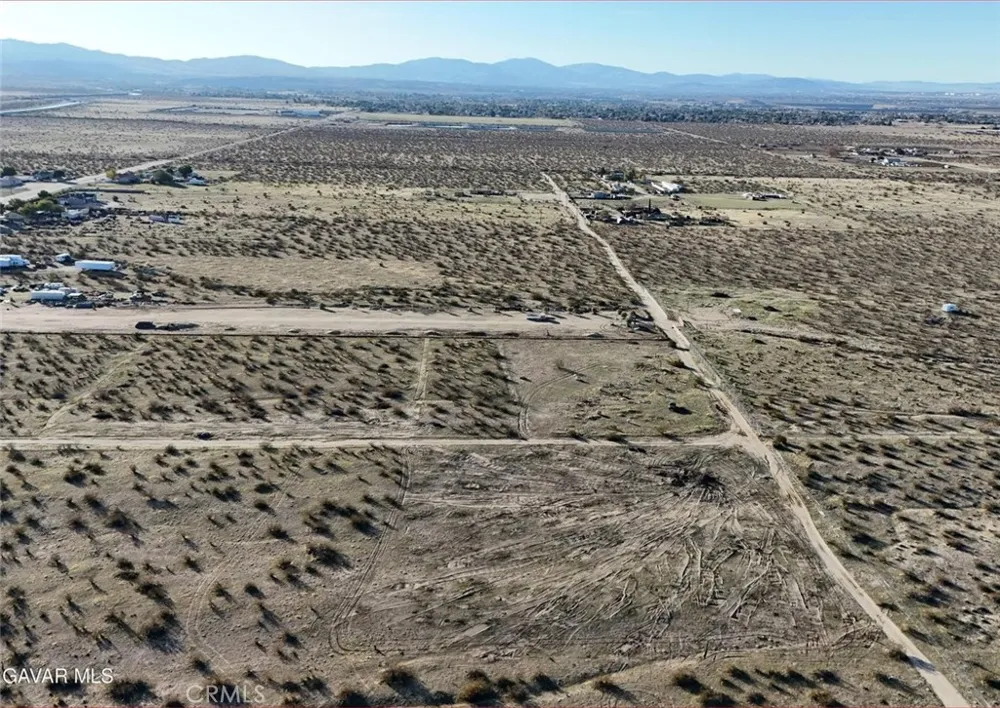 E Ave T-12 Pearblossom, CA 93553