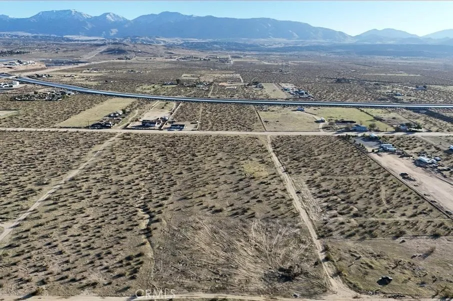 E Ave T-12 Pearblossom, CA 93553