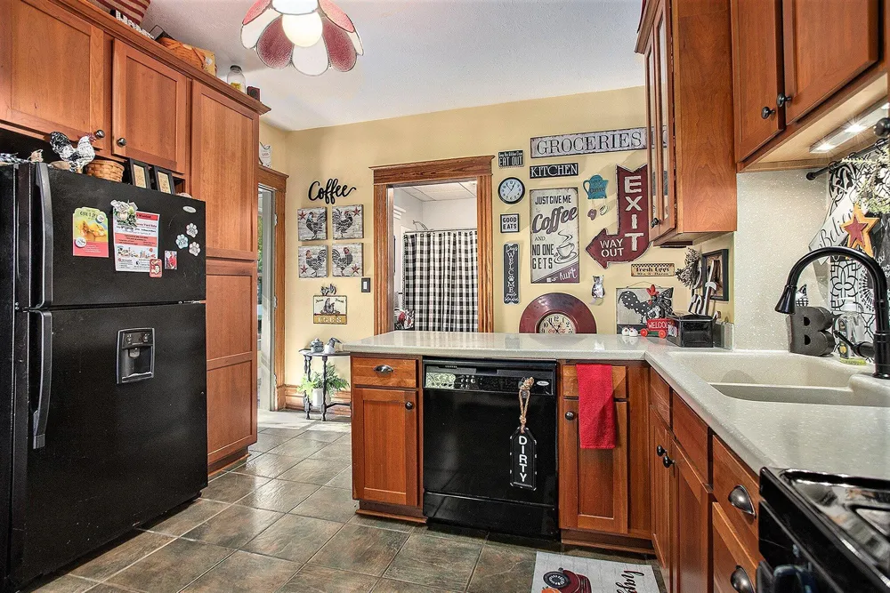 306 W Michigan Avenue Three Rivers City, MI 49093