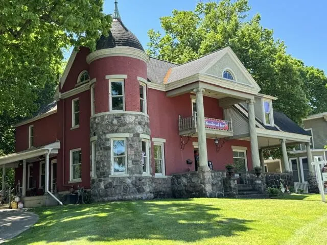 306 W Michigan Avenue Three Rivers City, MI 49093