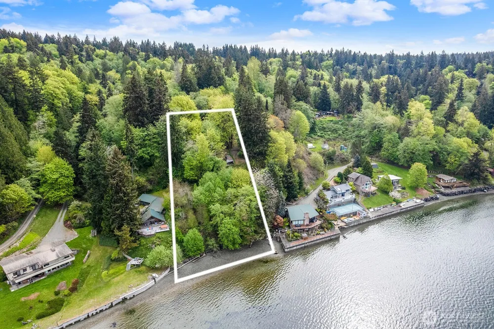 13843 SW 248th Street Vashon, WA 98070