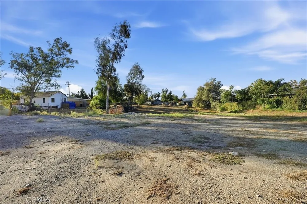 10007 Beaumont Avenue Cherry Valley, CA 92223