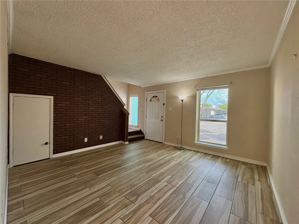 6702 Everhart Road #H105 Corpus Christi, TX 78413