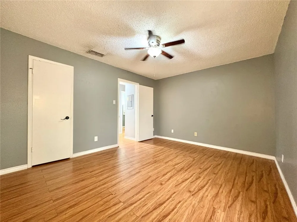 6702 Everhart Road #H105 Corpus Christi, TX 78413
