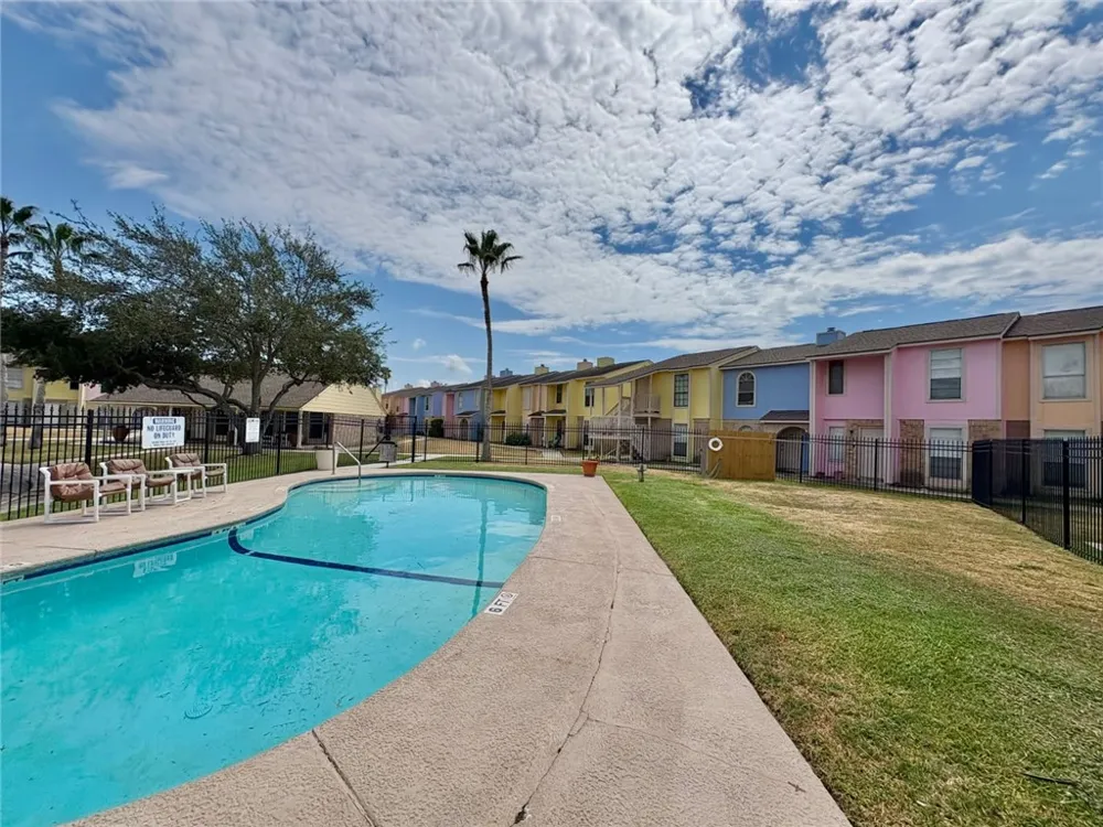 6702 Everhart Road #H105 Corpus Christi, TX 78413