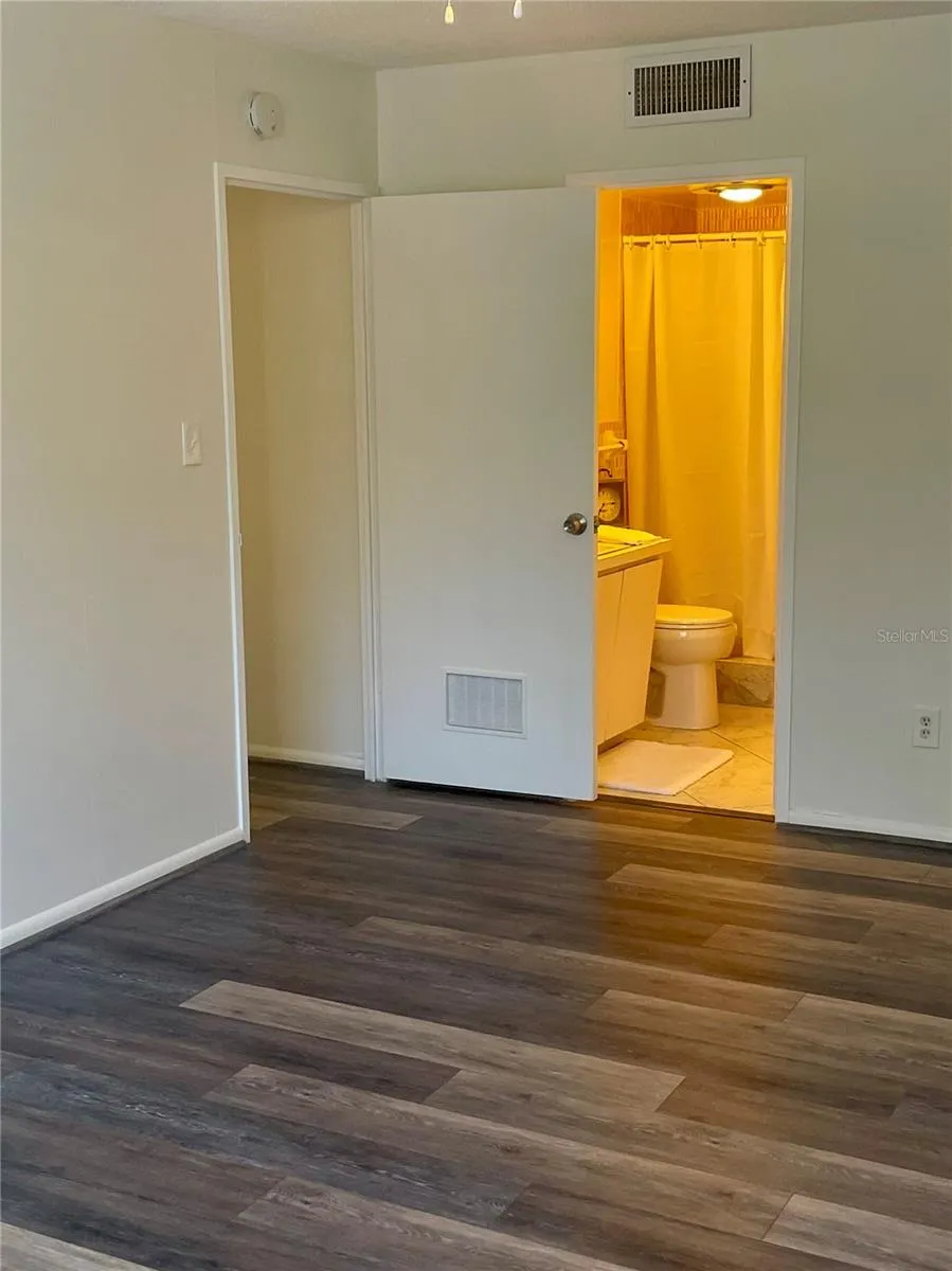 1224 S PENINSULA DRIVE #304 Daytona Beach, FL 32118