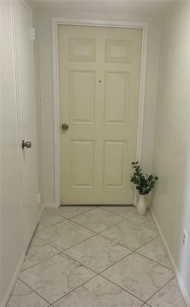 1224 S PENINSULA DRIVE #304 Daytona Beach, FL 32118