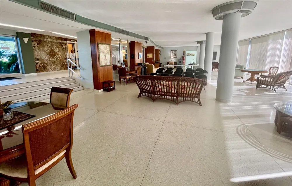 1224 S PENINSULA DRIVE #304 Daytona Beach, FL 32118