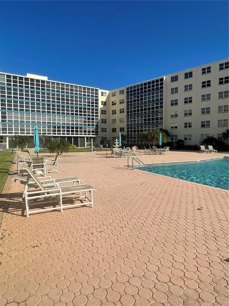 1224 S PENINSULA DRIVE #304 Daytona Beach, FL 32118