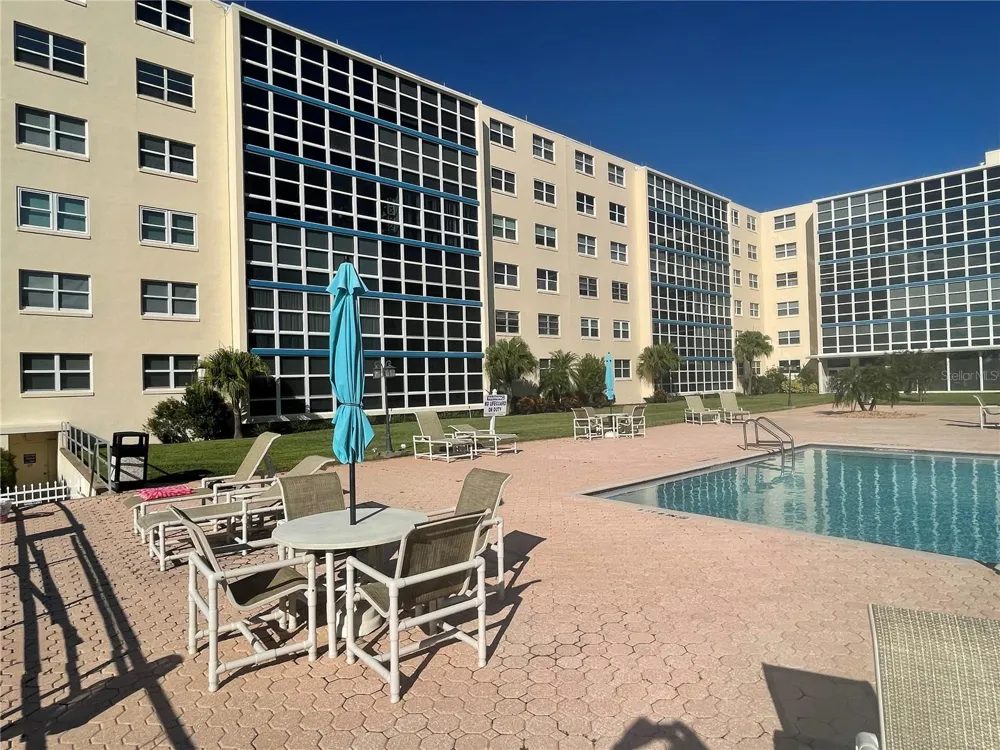 1224 S PENINSULA DRIVE #304 Daytona Beach, FL 32118