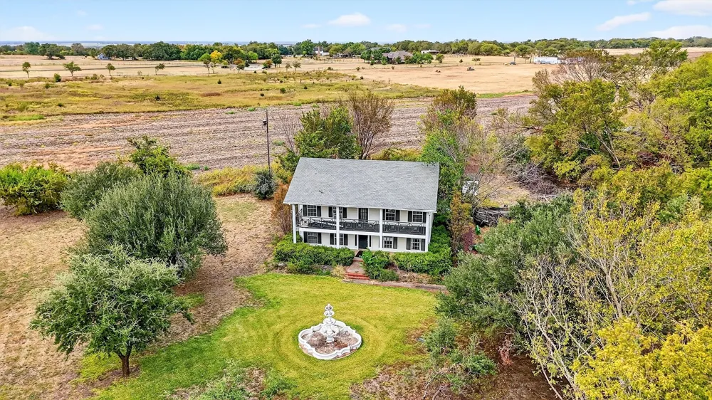 229 Pike Road Gunter, TX 75058
