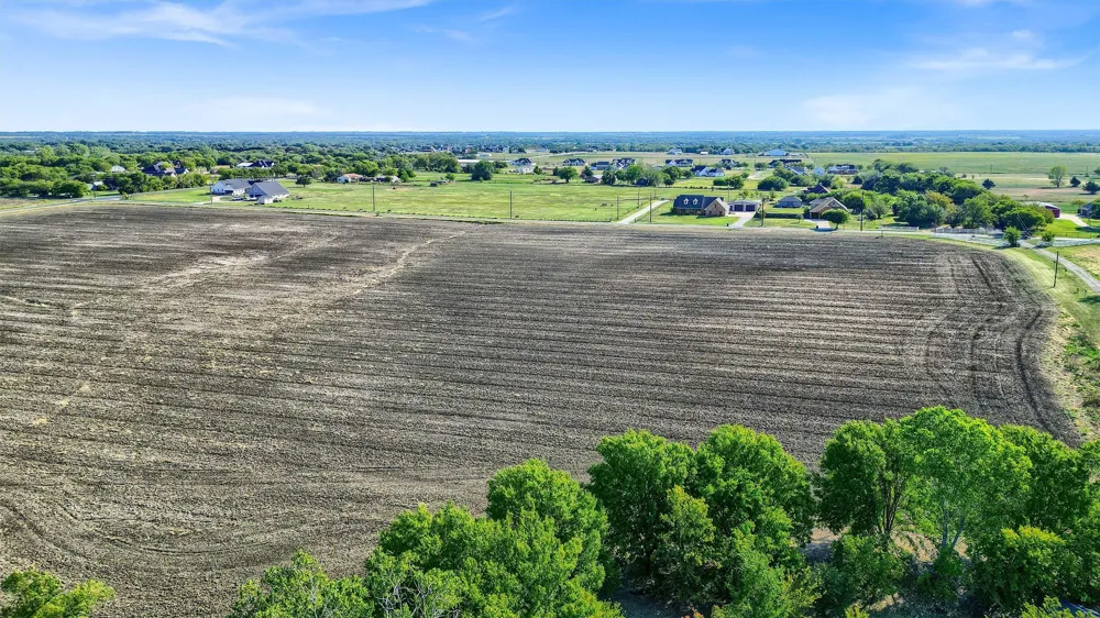 229 Pike Road Gunter, TX 75058