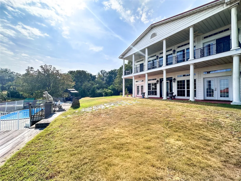 10637 Circle Point Frankston, TX 75763