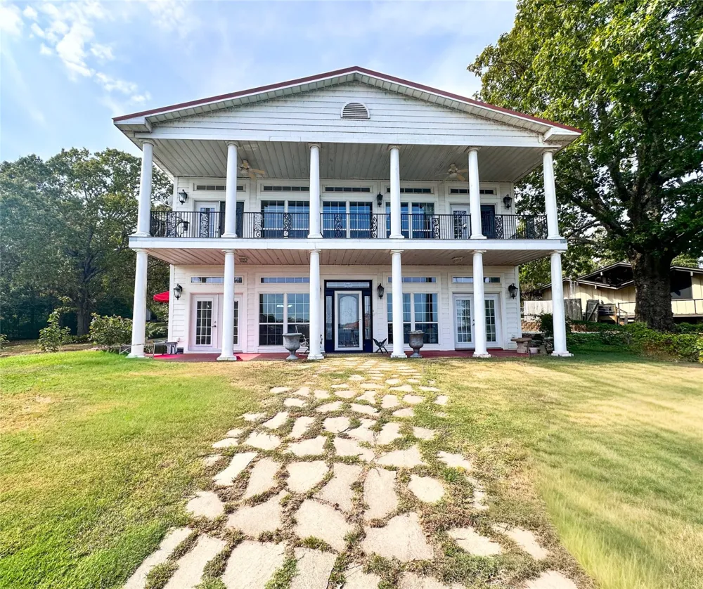 10637 Circle Point Frankston, TX 75763
