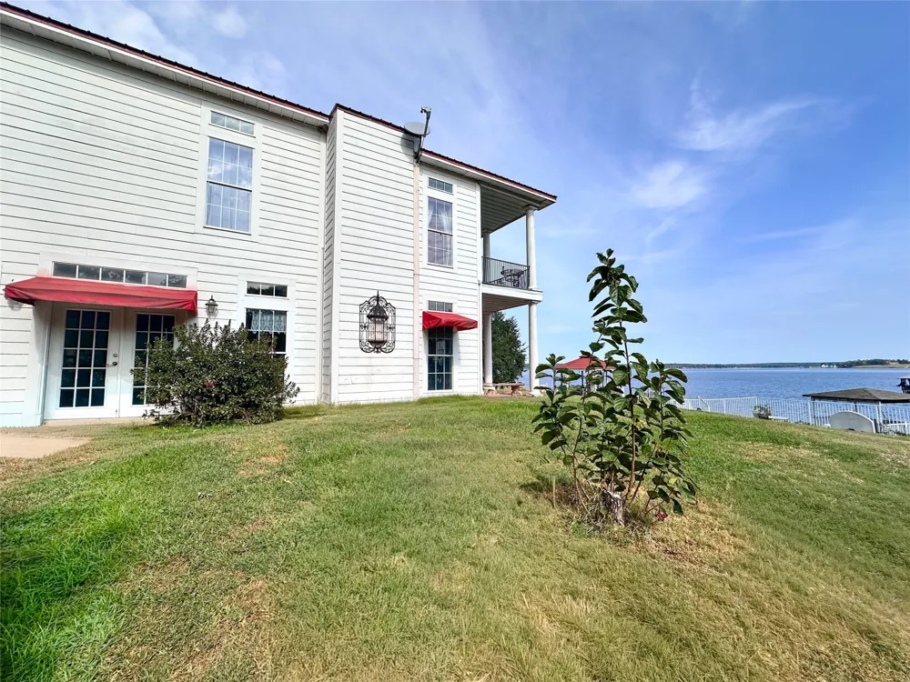 10637 Circle Point Frankston, TX 75763