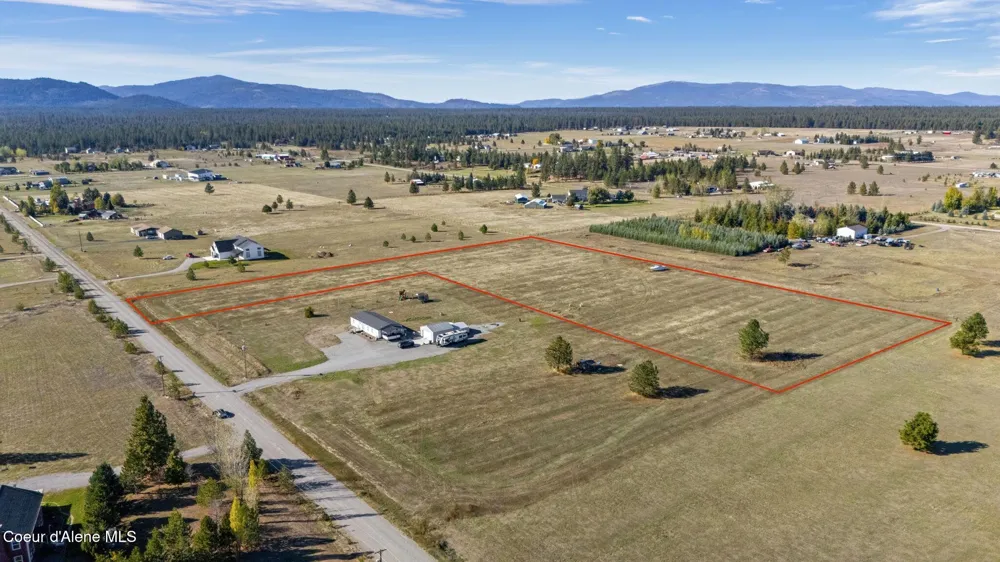 NKA E Yellow Pine Ave Athol, ID 83801