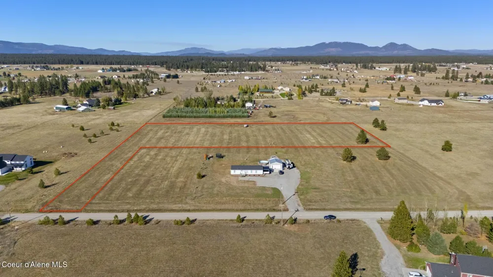 NKA E Yellow Pine Ave Athol, ID 83801
