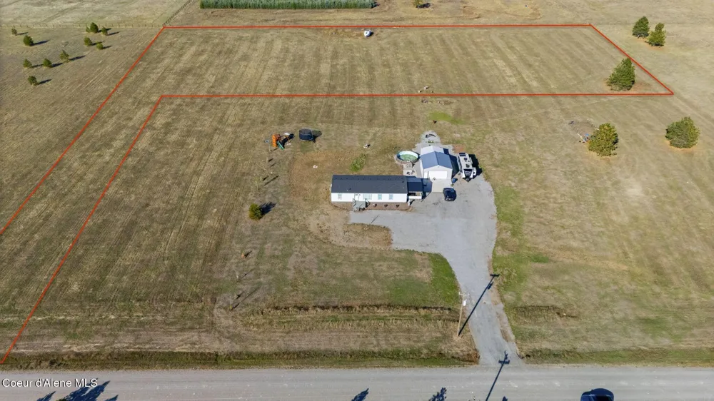 NKA E Yellow Pine Ave Athol, ID 83801