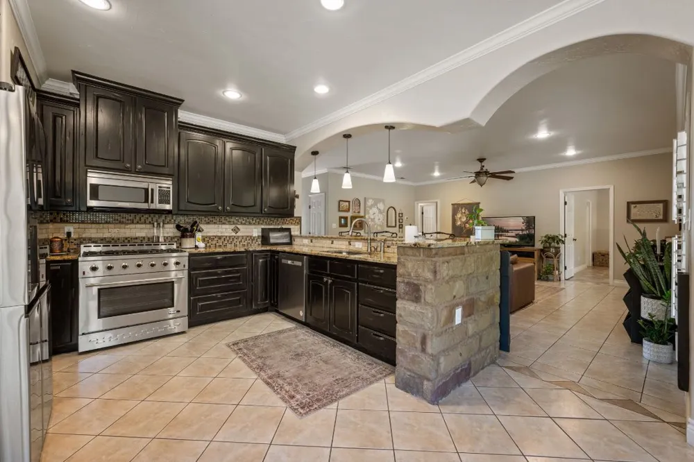 2804 County Road 1045 Lampasas, TX 76550