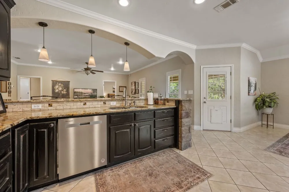 2804 County Road 1045 Lampasas, TX 76550
