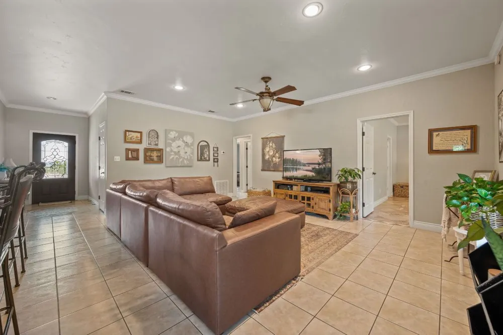 2804 County Road 1045 Lampasas, TX 76550