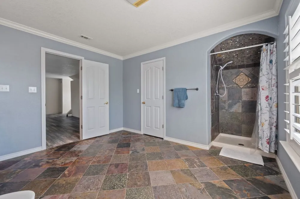 2804 County Road 1045 Lampasas, TX 76550