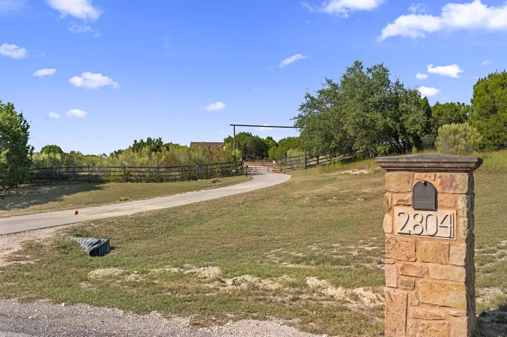 2804 County Road 1045 Lampasas, TX 76550