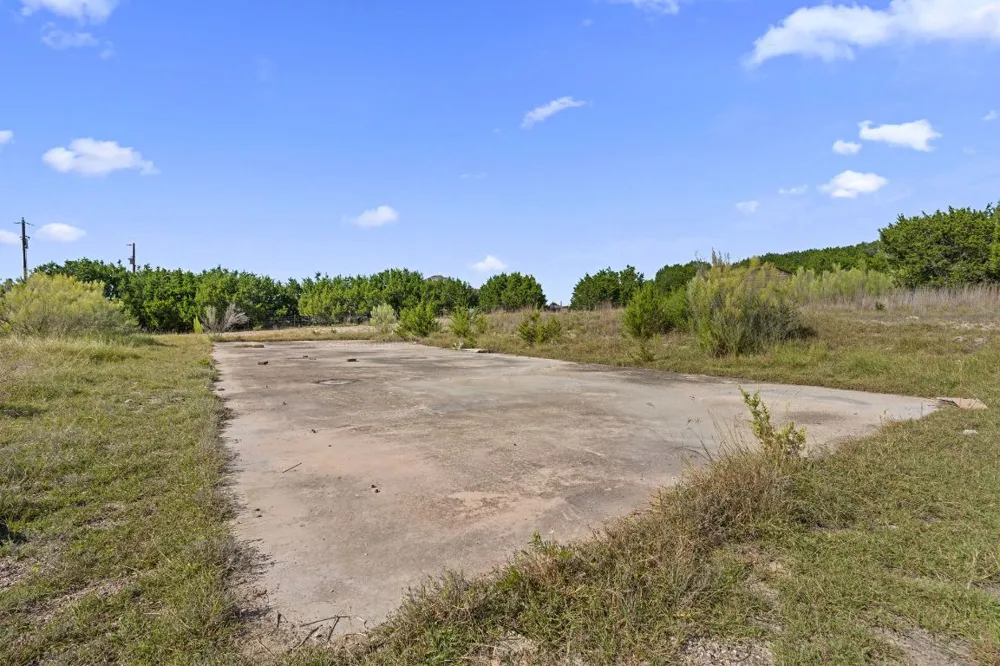 2804 County Road 1045 Lampasas, TX 76550