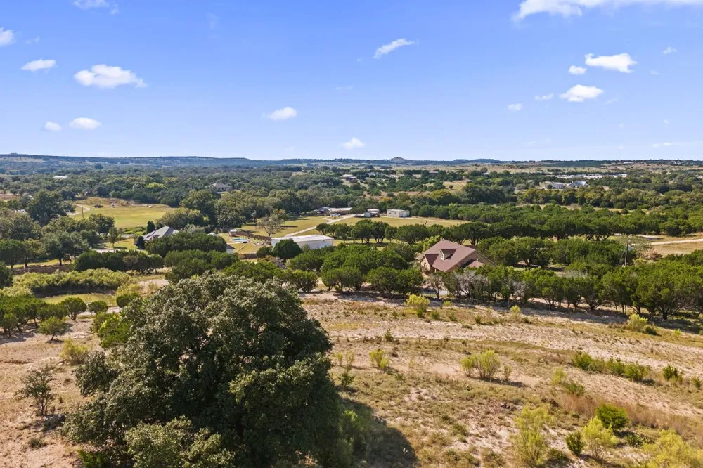 2804 County Road 1045 Lampasas, TX 76550