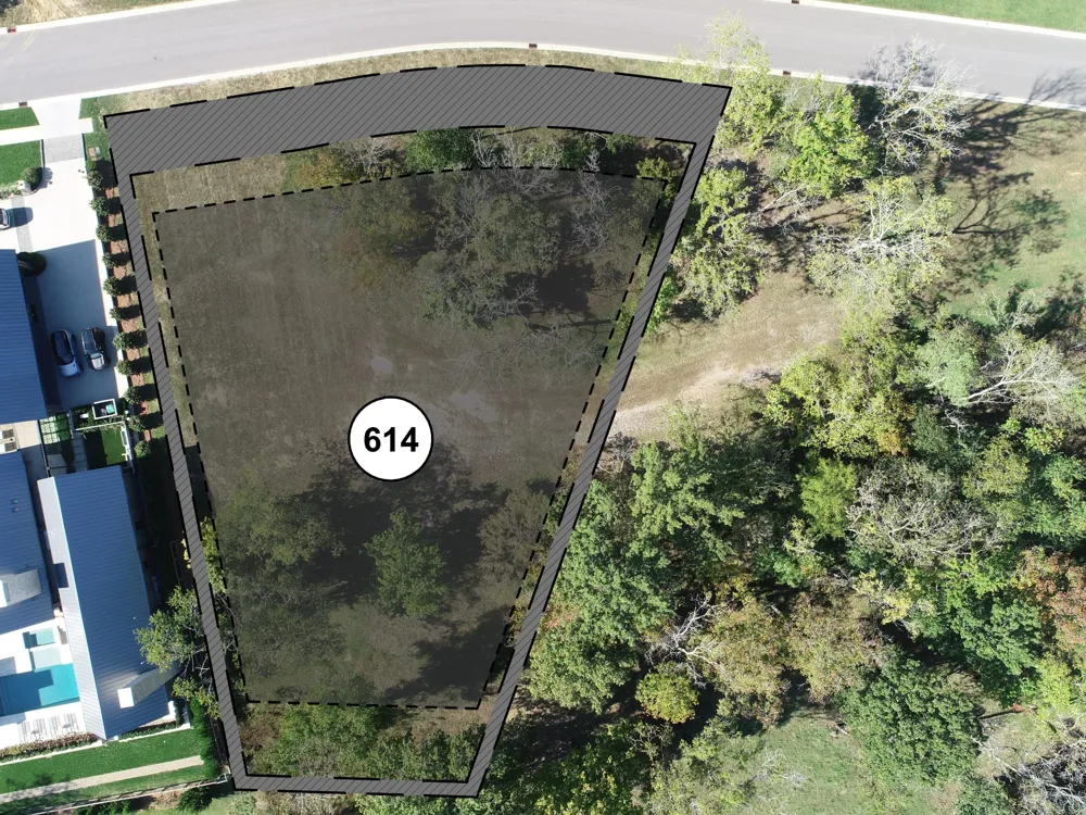 8218 Jolene Dr College Grove, TN 37046