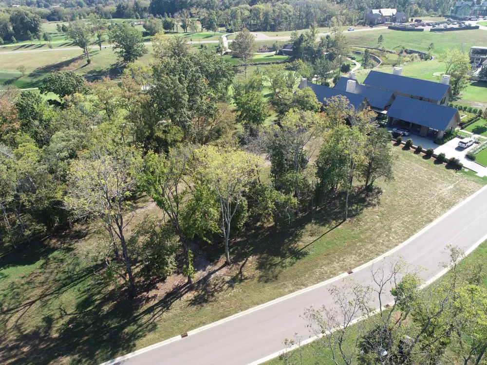 8218 Jolene Dr College Grove, TN 37046