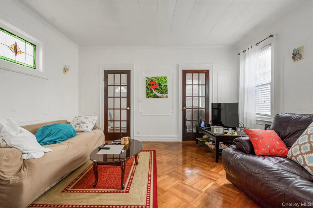 10437 125th Street Richmond Hill, NY 11419